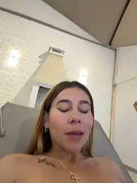 Lezy_'s cam snapshot