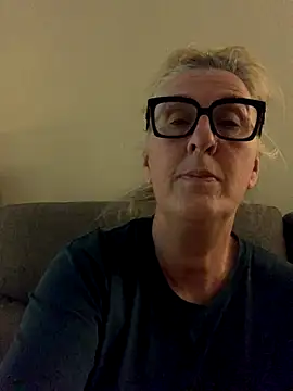 Mrsmoggy's cam snapshot