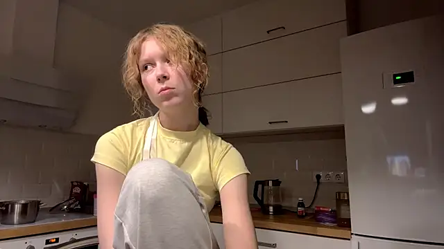 ElfriedaZwack's cam snapshot