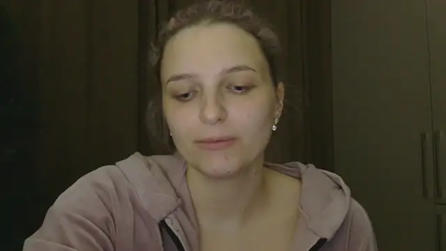 ElisSky301's cam snapshot