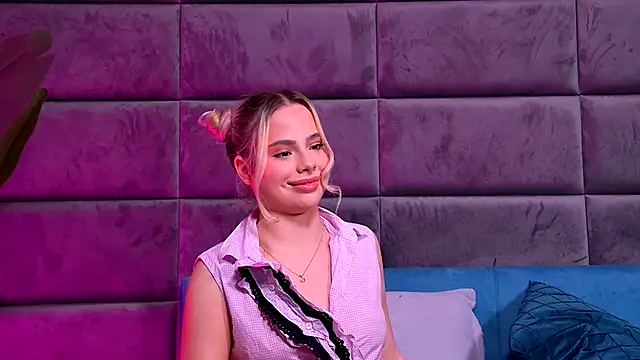 YssabelFox's cam snapshot