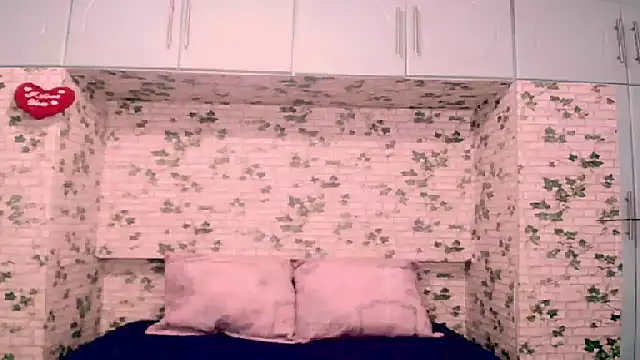 IndianSexyLove00's cam snapshot