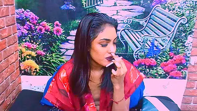 IndianPretty1's cam snapshot