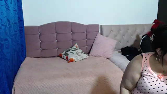 LITTLEKITTY19's cam snapshot