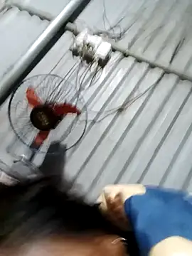 bella-la's cam snapshot