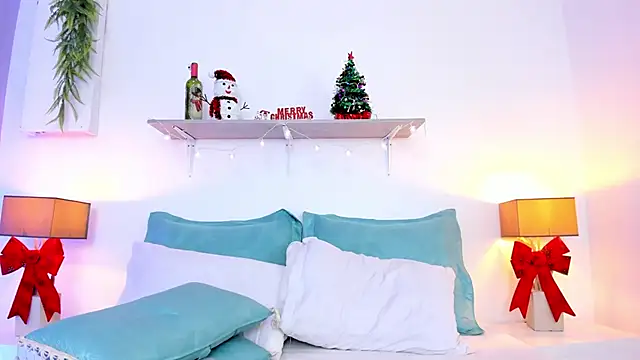 LuciaBenett_'s cam snapshot