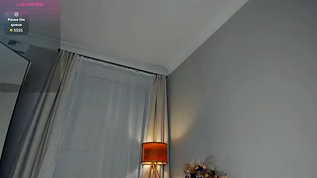 ErinBissonnette live sex cam