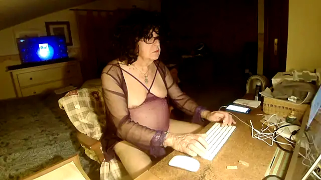 Sissypat53 live sex cam