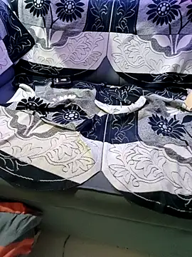 fuckgirl143143's cam snapshot