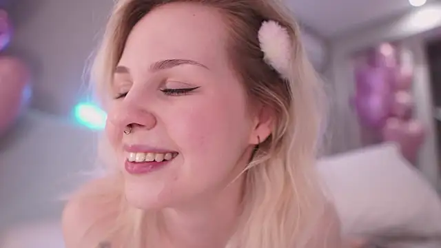 NinaMint's cam snapshot