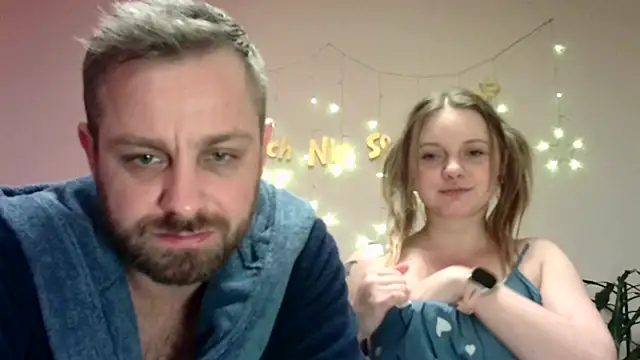 MichelleVibes18's cam snapshot