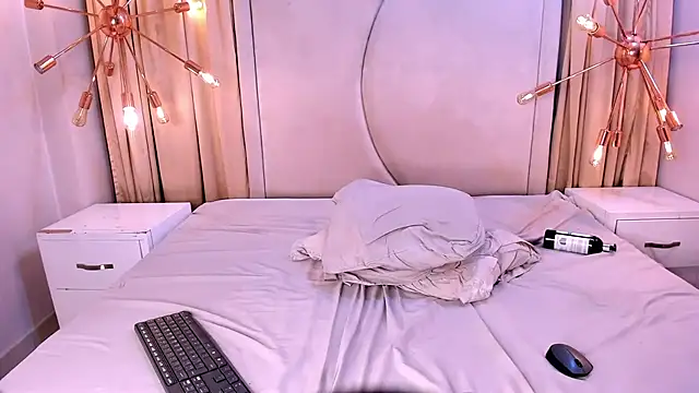 rubyrouge__ live sex cam