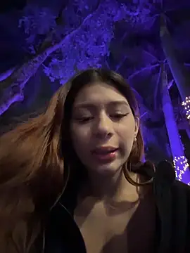 BABY-MELODY69's cam snapshot