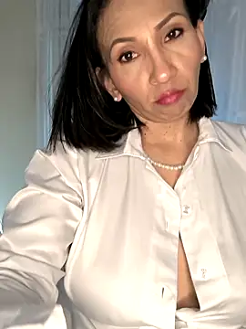 Mrsvictoriaaa live sex cam