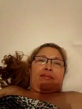 Cessi50 live sex cam