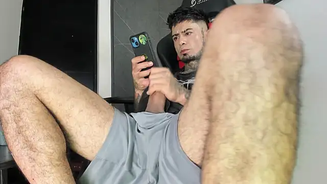 sergiio_mesa27 live sex cam