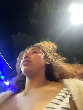 lauraltt's cam snapshot