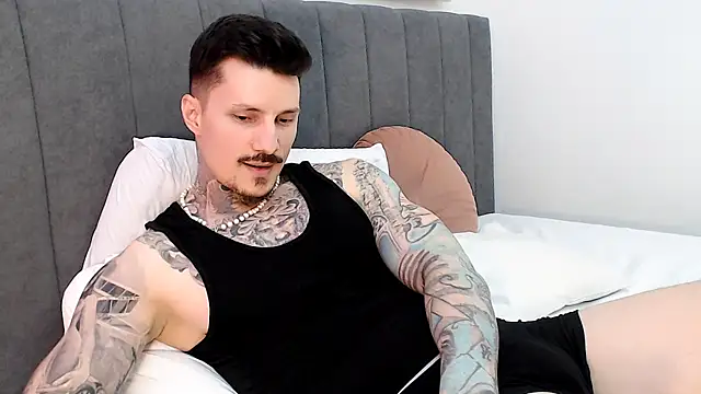 tyago_doll's cam snapshot