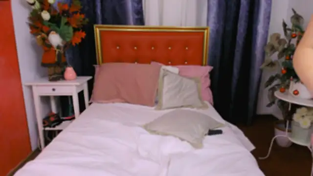 Alexis_Flower's web cam