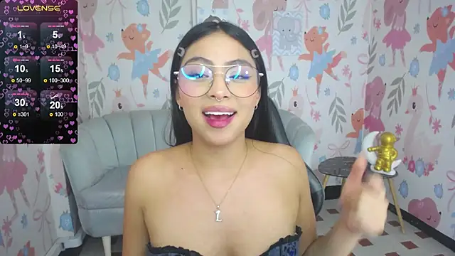 Little_Angelina_v's cam snapshot