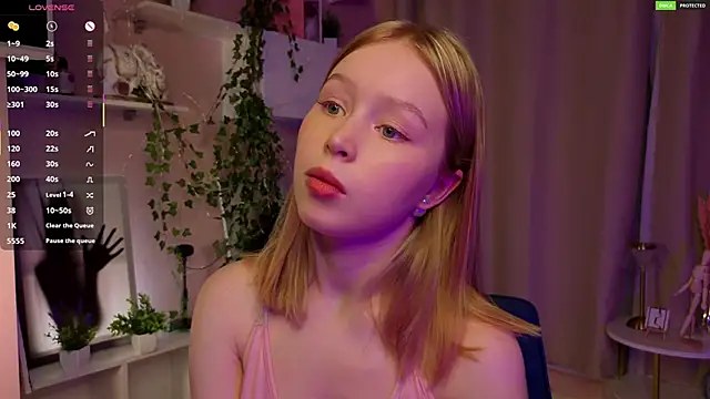 TheolaLonghofer's cam snapshot