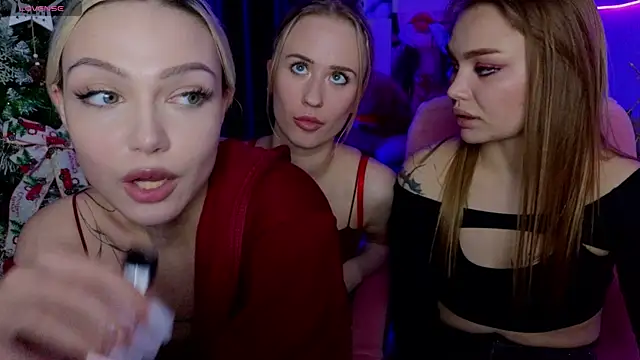 KitsyMoore's cam snapshot