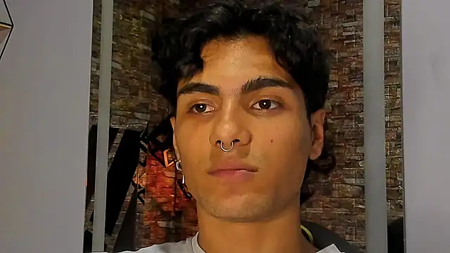 MattFiore live sex cam