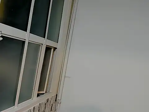 LailaAndOliver's cam snapshot