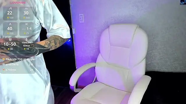 Lizz_sky's cam snapshot