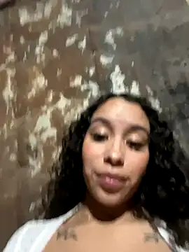 MarieLeon's cam snapshot