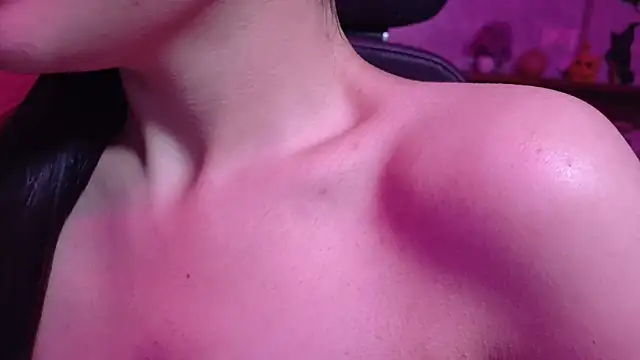 MidnightFlame live sex cam