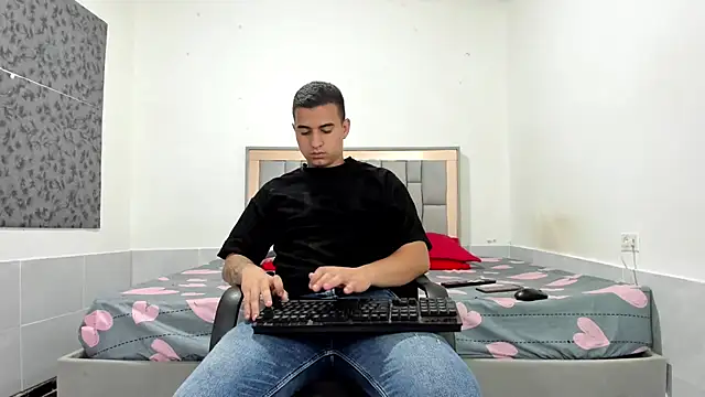 simookeler live sex cam