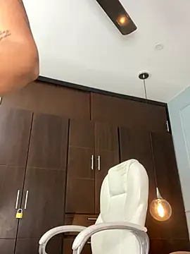 Rose_monroee's cam snapshot