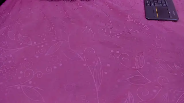 Charlotte_Ice1 live sex cam