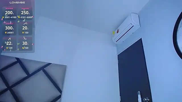 Nina-foxx's cam snapshot