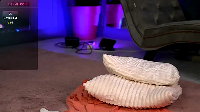 KatieCutieXo's cam snapshot