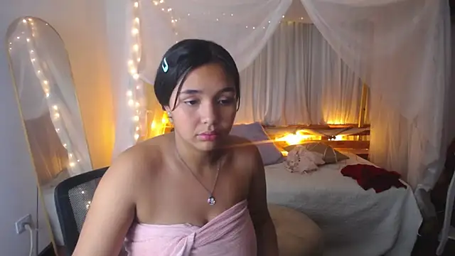 loreaniss's cam snapshot