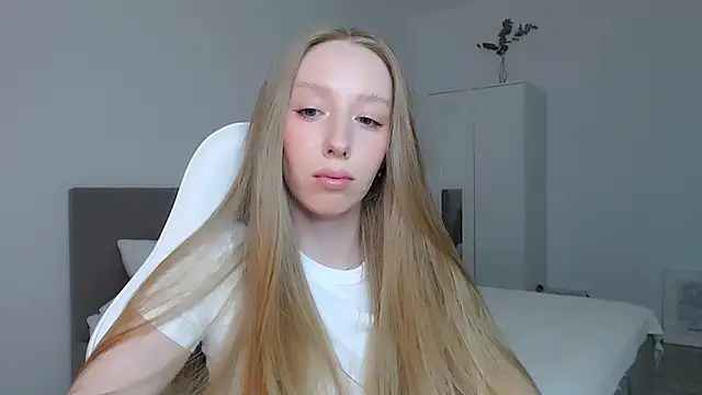 Luna_insniity's cam snapshot