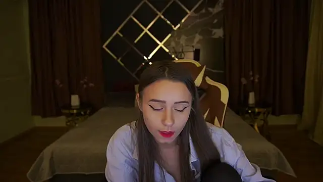 TinyNatalie's cam snapshot