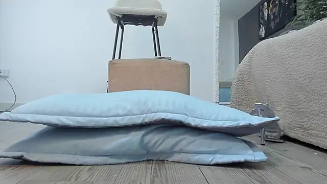 isa_lancaster live sex cam