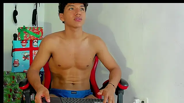 Maximiliano_Khalil live sex cam