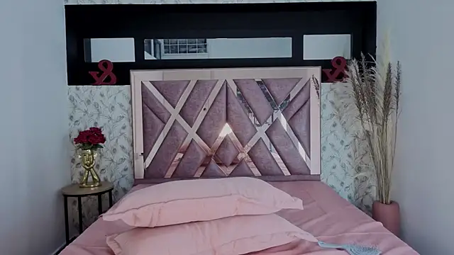 mysterius_boy live sex cam