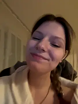 MaryHiggins live sex cam