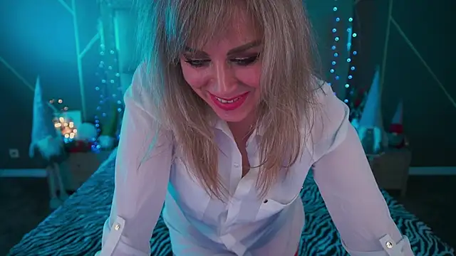 CandyLadyyy's cam snapshot