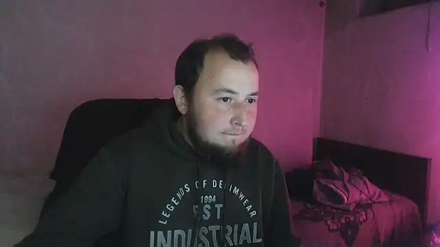 BIG-COCK-OMG's cam snapshot