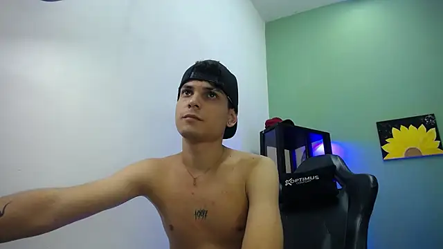 dilan_hott_'s cam snapshot