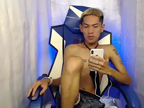 riks_tyler live sex cam