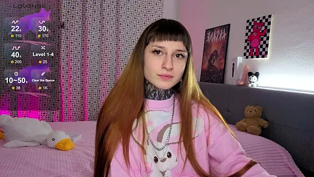 LilithPoison live sex cam