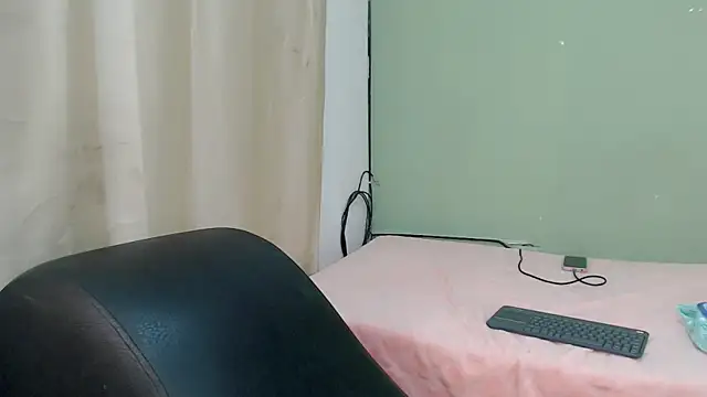 Mishell_hot_'s cam snapshot