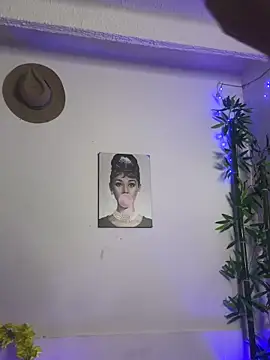 lonely_shewolf live sex cam